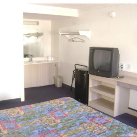 Motel Beechmont Cincinnati South-East Cherry Grove Bagian luar foto